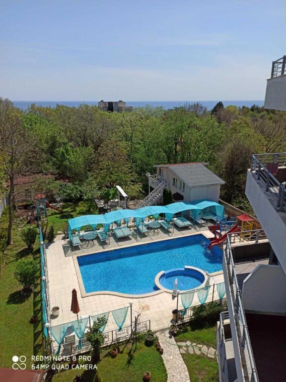 Danita Apartments & Diva Restaurant Bbq&Pool Bar Varna Dış mekan fotoğraf