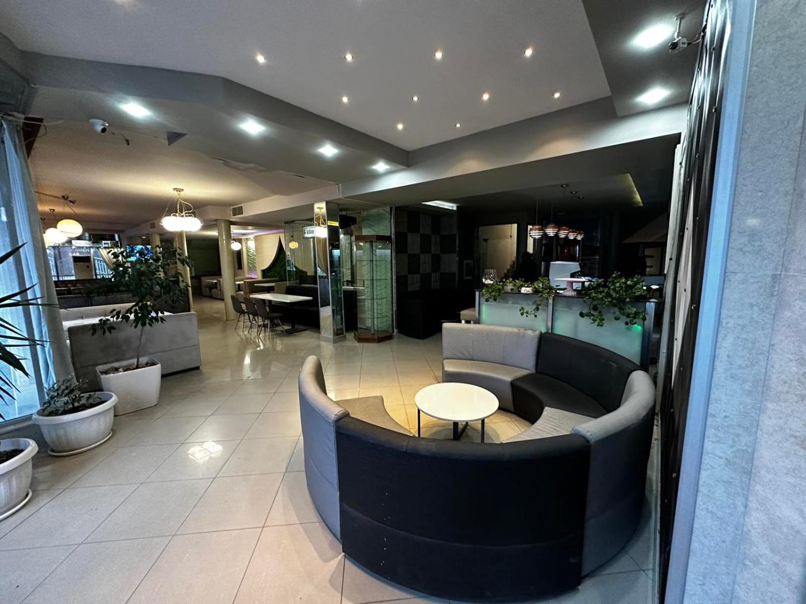 Danita Apartments & Diva Restaurant Bbq&Pool Bar Varna Dış mekan fotoğraf